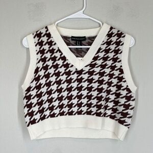Streetwear Society Knit Sweater Vest Women's Size L College Retro V Neck